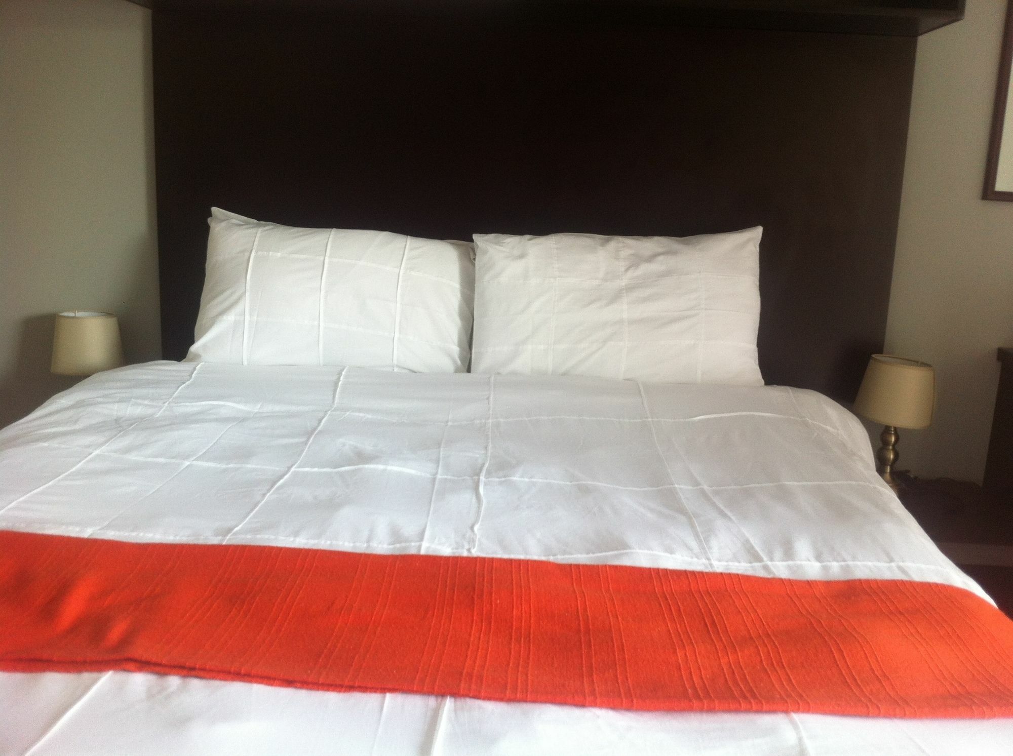 Cosy Palms Bed and Breakfast Gaborone Buitenkant foto